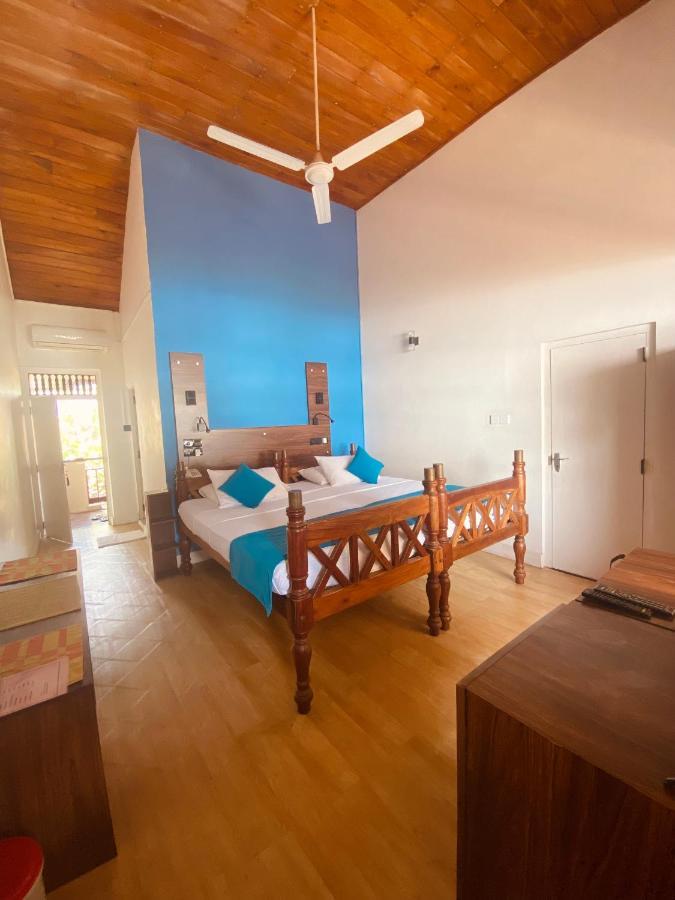 Sri Gemunu Beach Resort Unawatuna Εξωτερικό φωτογραφία